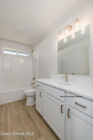 6653 W PLANT LN, Rathdrum, ID 83858