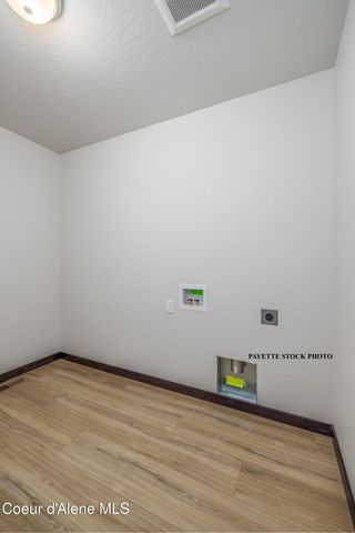 6653 W PLANT LN, Rathdrum, ID 83858