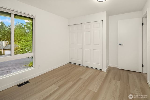14340 113th Avenue NE, Kirkland, WA 98034
