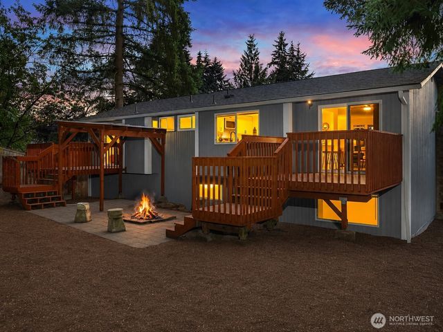 14340 113th Avenue NE, Kirkland, WA 98034