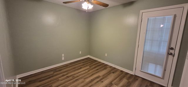 306 N Grove Circle, Brandon, MS 39047