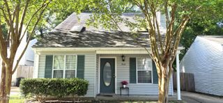 306 N Grove Circle, Brandon, MS 39047