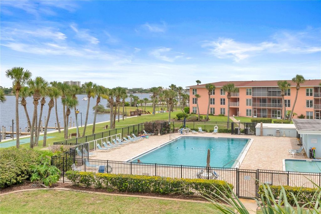 715 S BEACH STREET 211D, Daytona Beach, FL 32114