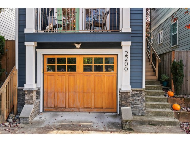 2200 Se 48TH Ave, Portland, OR 97215