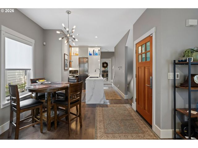 2200 Se 48TH Ave, Portland, OR 97215