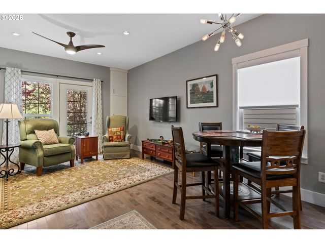 2200 Se 48TH Ave, Portland, OR 97215