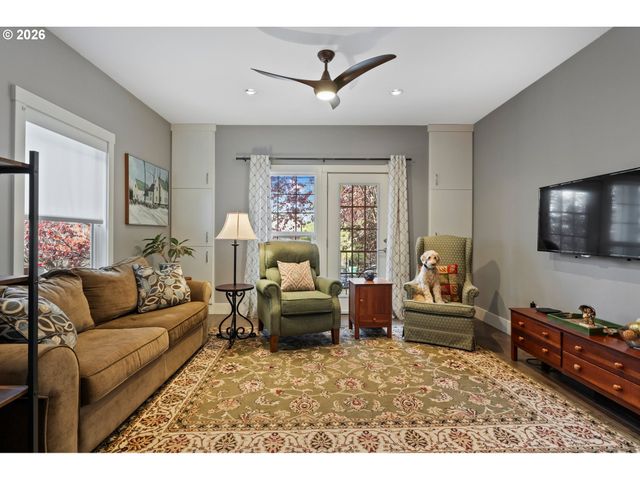 2200 Se 48TH Ave, Portland, OR 97215