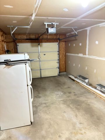 182 Hunters Lane NE 56, Rockford, MI 49341