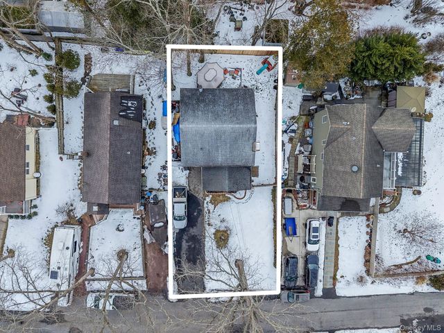 126 Wauwepex Trail, Ridge, NY 11961