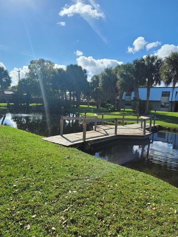 2516 S 19th Street 208, Fort Pierce, FL 34982