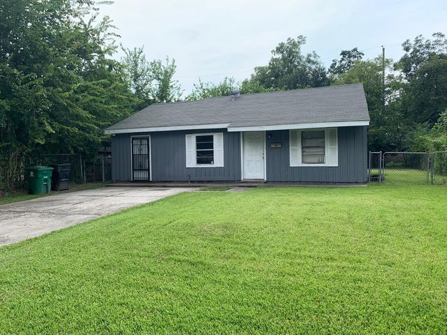 7319 Mountbatten Road, Houston, TX 77033