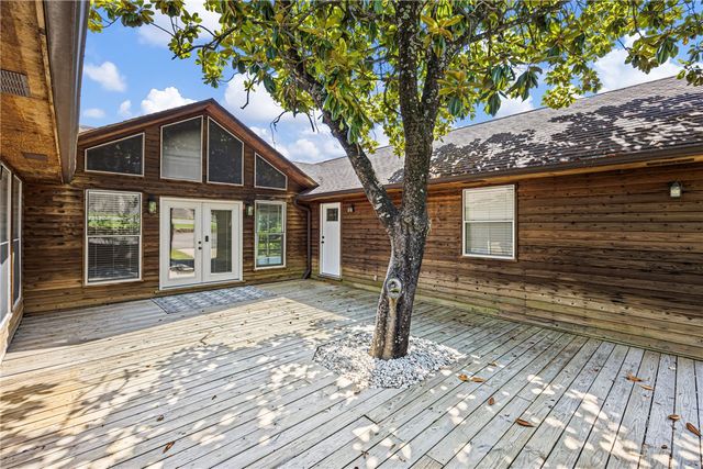 1103 S Inglewood Avenue, Russellville, AR 72801