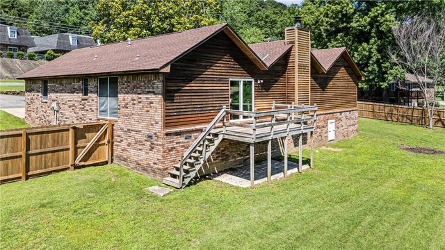 1103 S Inglewood Avenue, Russellville, AR 72801