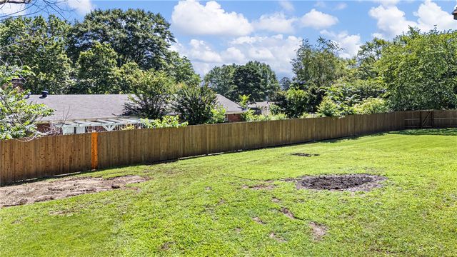 1103 S Inglewood Avenue, Russellville, AR 72801