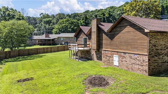 1103 S Inglewood Avenue, Russellville, AR 72801