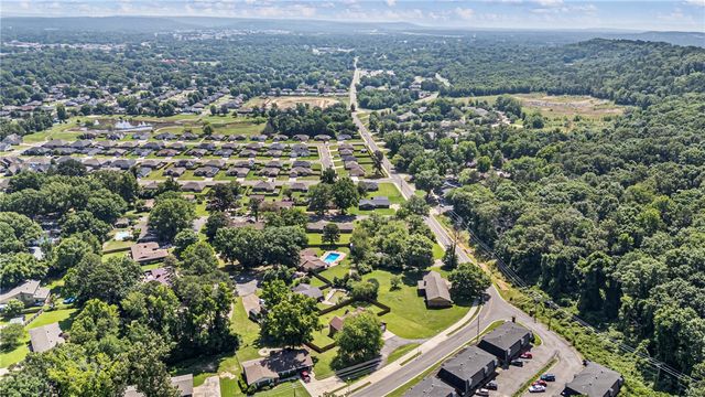 1103 S Inglewood Avenue, Russellville, AR 72801