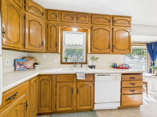 1123 N Pershing St, Wichita, KS 67208