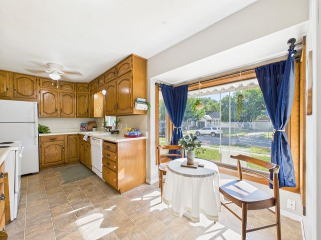 1123 N Pershing St, Wichita, KS 67208