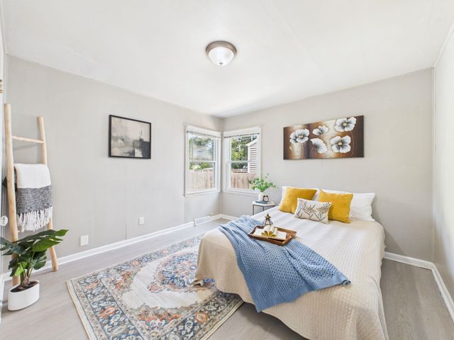 1123 N Pershing St, Wichita, KS 67208