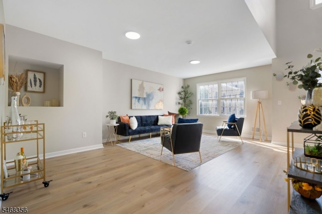 16 E Kinney St, Newark City, NJ 07102 — photo 4