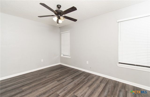 3002 Honeysuckle Circle, Killeen, TX 76542