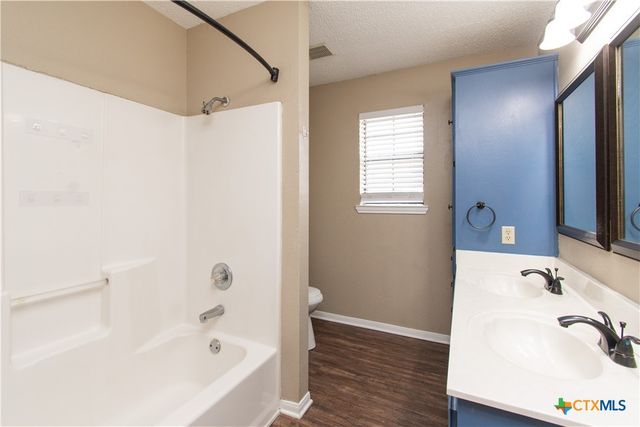 3002 Honeysuckle Circle, Killeen, TX 76542