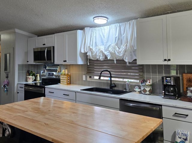 20382 Farm Road 1100, Cassville, MO 65625