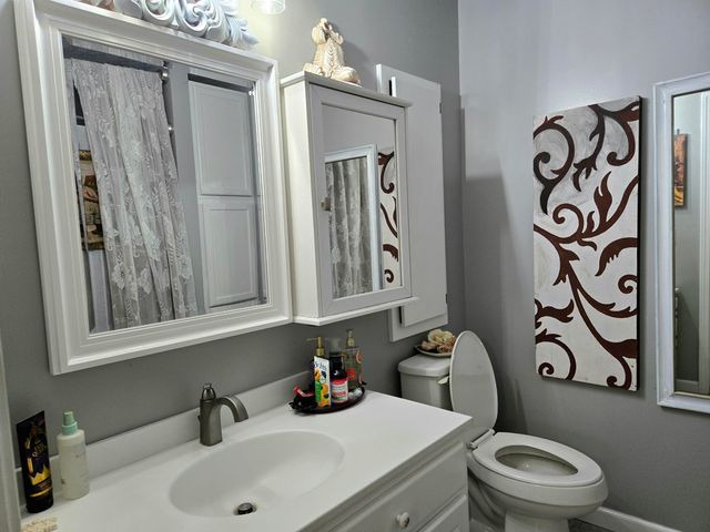 20382 Farm Road 1100, Cassville, MO 65625