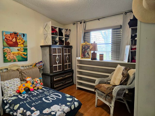 20382 Farm Road 1100, Cassville, MO 65625