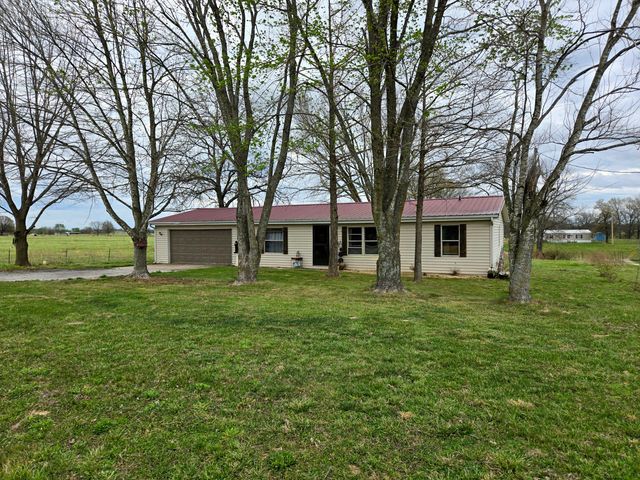 20382 Farm Road 1100, Cassville, MO 65625