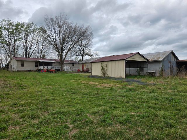 20382 Farm Road 1100, Cassville, MO 65625