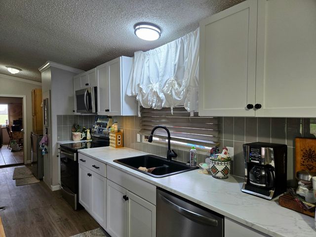 20382 Farm Road 1100, Cassville, MO 65625