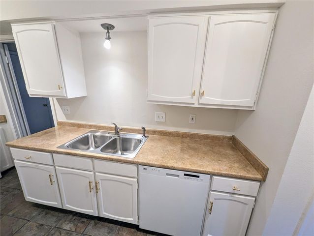 355 N Post Oak Lane 638, Houston, TX 77024