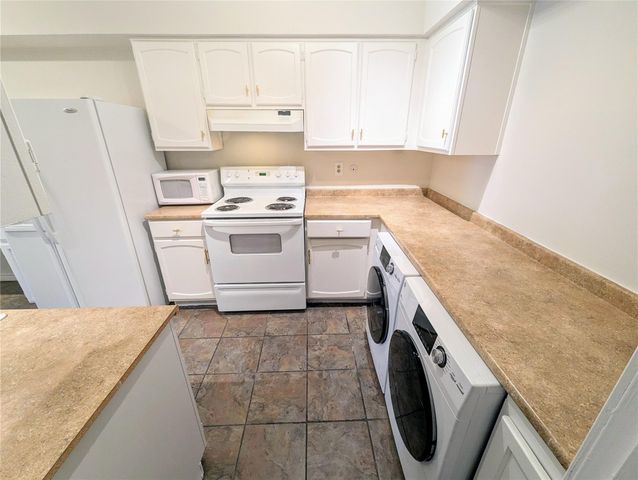 355 N Post Oak Lane 638, Houston, TX 77024
