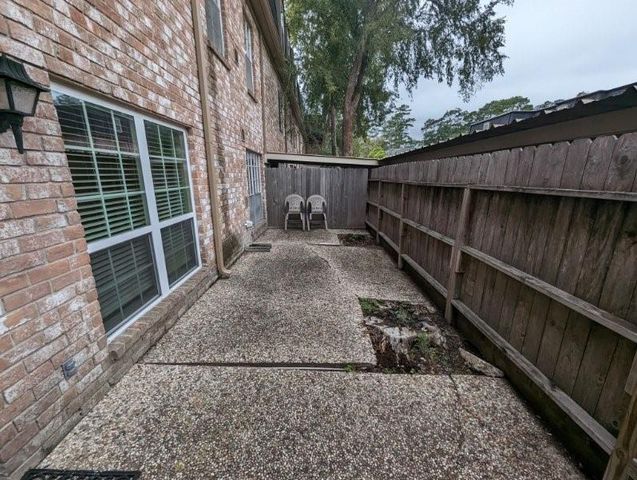 355 N Post Oak Lane 638, Houston, TX 77024