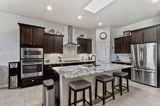 6054 Metro Woods Street, Las Cruces, NM 88012