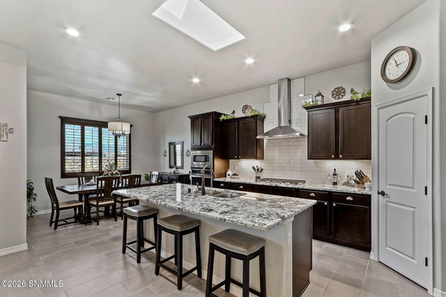 6054 Metro Woods Street, Las Cruces, NM 88012