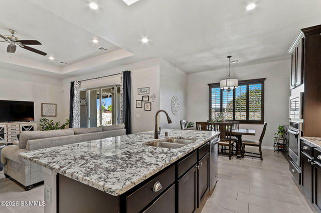 6054 Metro Woods Street, Las Cruces, NM 88012