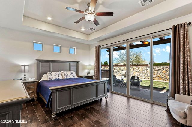 6054 Metro Woods Street, Las Cruces, NM 88012