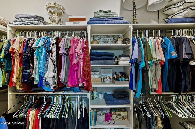 6054 Metro Woods Street, Las Cruces, NM 88012