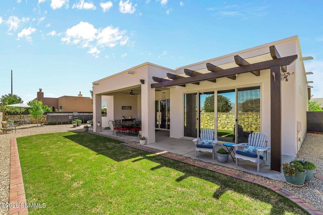 6054 Metro Woods Street, Las Cruces, NM 88012