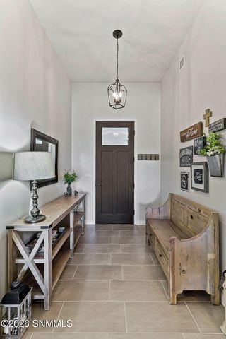 6054 Metro Woods Street, Las Cruces, NM 88012