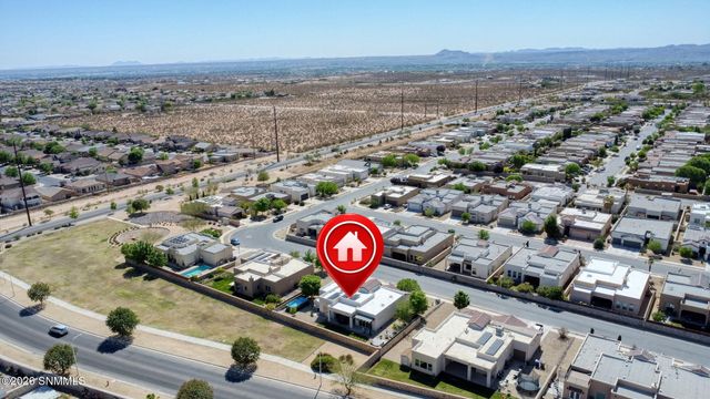 6054 Metro Woods Street, Las Cruces, NM 88012