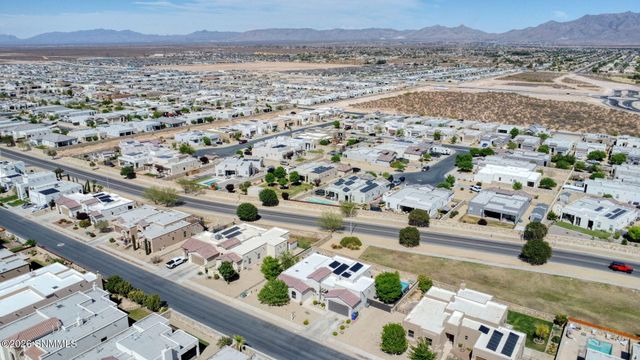 6054 Metro Woods Street, Las Cruces, NM 88012