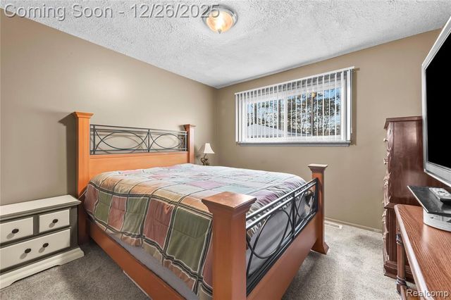 33329 Cheryl Street, Clinton Township, MI 48035