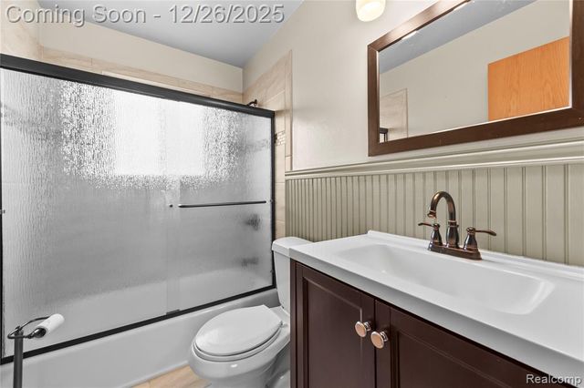 33329 Cheryl Street, Clinton Township, MI 48035