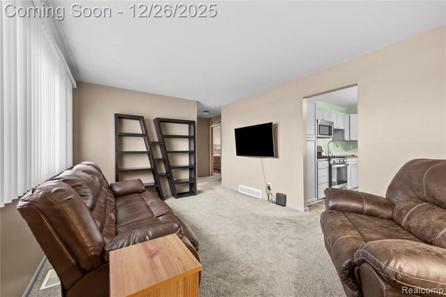 33329 Cheryl Street, Clinton Township, MI 48035