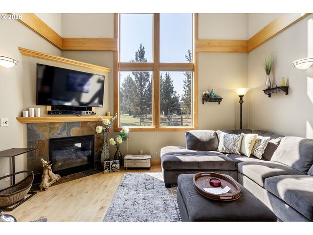 11122 BUNK HOUSE Ln, Redmond, OR 97756