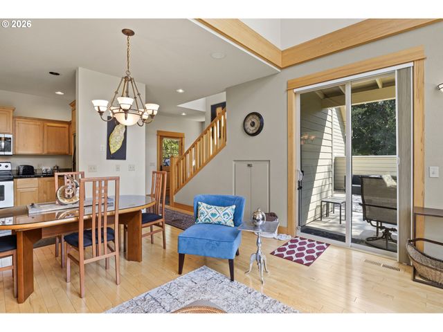 11122 BUNK HOUSE Ln, Redmond, OR 97756
