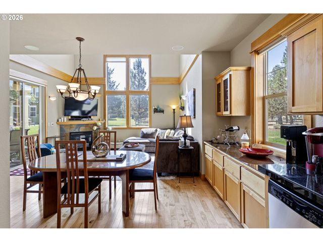 11122 BUNK HOUSE Ln, Redmond, OR 97756